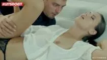 من وجهة نظري لديها جاذبية الحمار