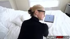 أطلق النار جيدًا في كس ناضج مع شغف كبير لممارسة الجنس