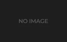 امرأة سمراء مثير يعطيها كس رجل كبير